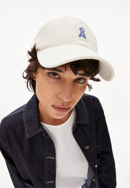 YAANIS bold beanie made of organic cotton